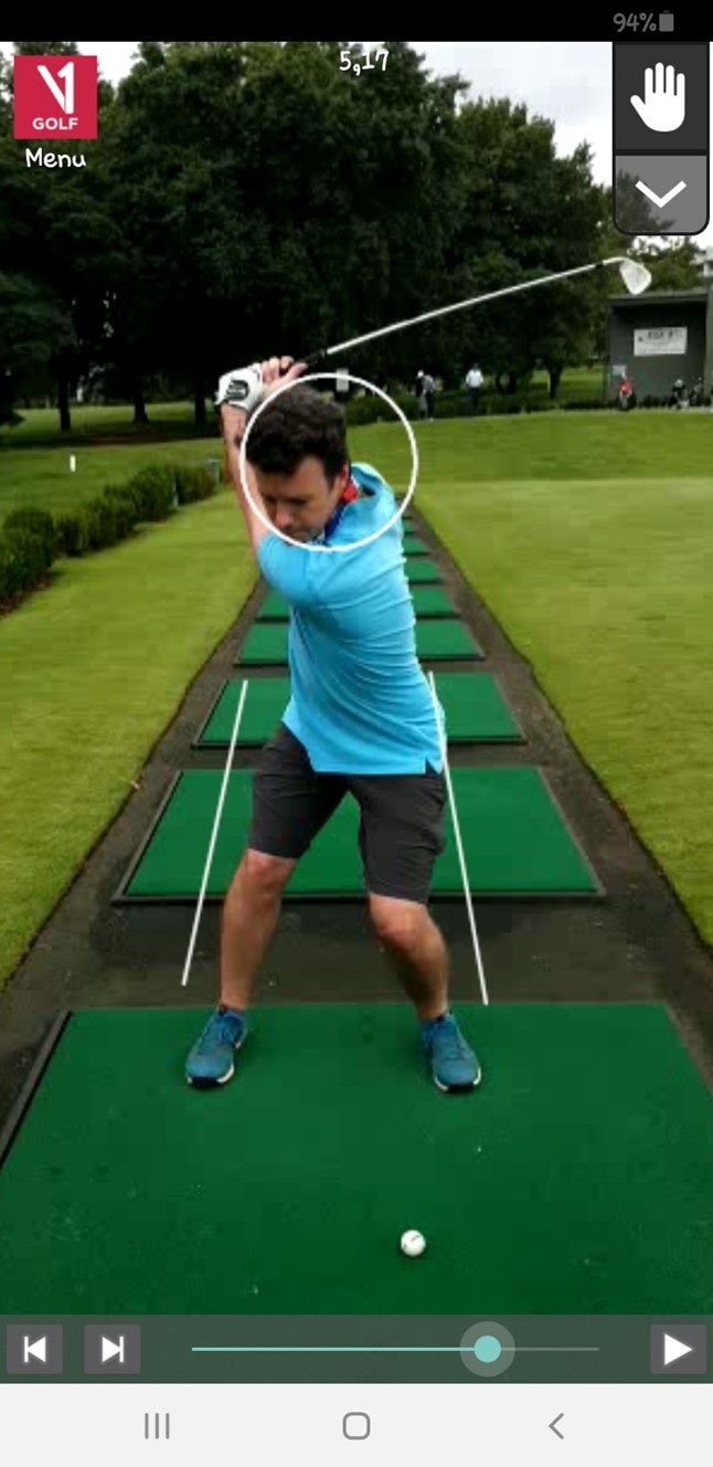 This golfer has a pretty decent turn, but you can clearly see that his